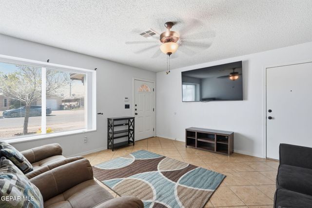 13005 ALFREDO APODACA Drive, El Paso, TX 79938