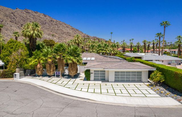 580 W Panga Way, Palm Springs, CA 92262