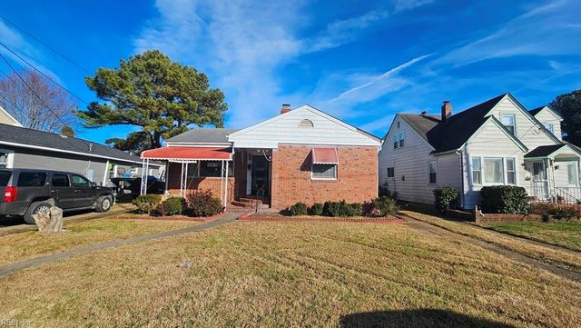 2711 Evergreen PL, Portsmouth, VA 23704