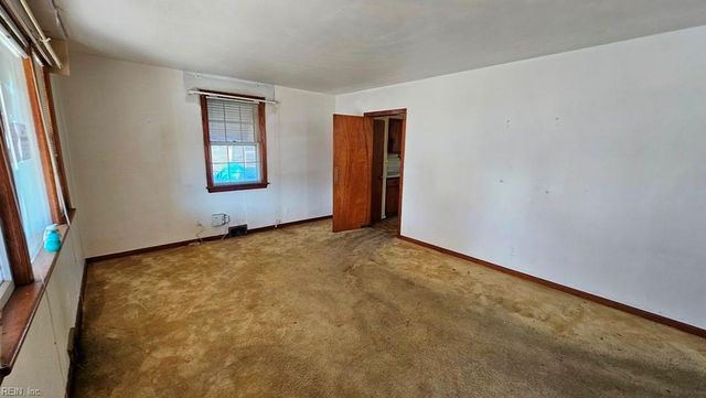 2711 Evergreen PL, Portsmouth, VA 23704