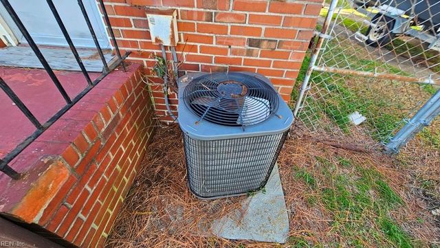 2711 Evergreen PL, Portsmouth, VA 23704