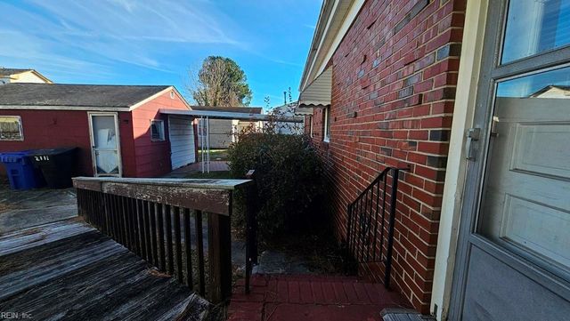 2711 Evergreen PL, Portsmouth, VA 23704