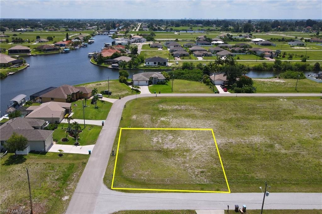 1249 NW 35th PL, CAPE CORAL, FL 33993 — photo 4