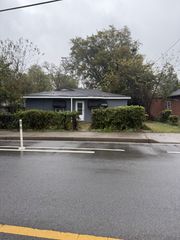 1729 17th Ave, N, Nashville, TN 37208