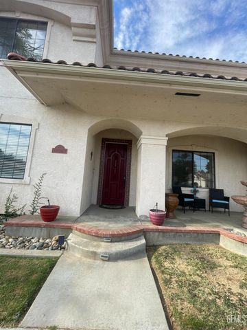 6000 Kings Canyon Drive, Bakersfield, CA 93306