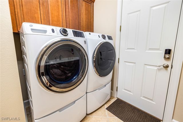 5710 Whispering Willow WAY, Fort Myers, FL 33908