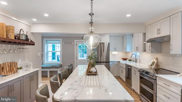 611 TWICKENHAM RD, Glenside, PA 19038