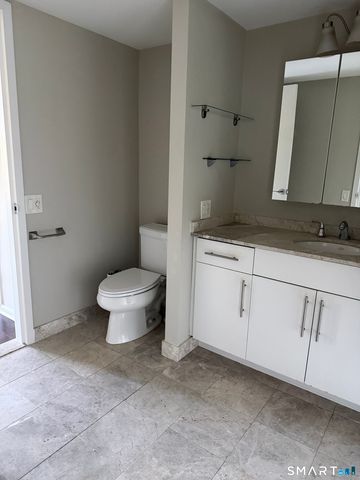 25 Forest Street 7F, Stamford, CT 06901