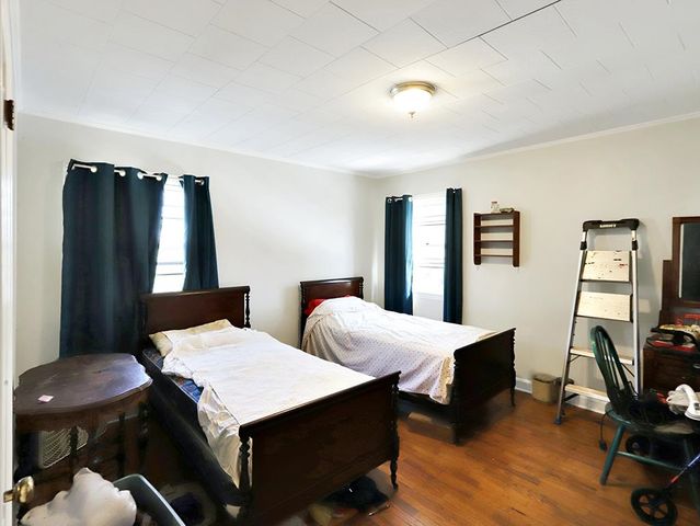 202 River Dr, Gaffney, SC 29340