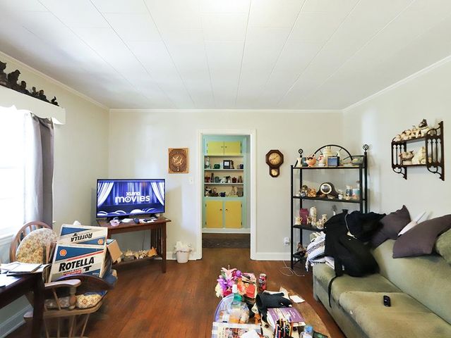 202 River Dr, Gaffney, SC 29340