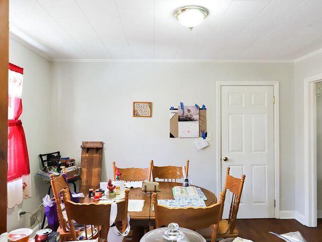 202 River Dr, Gaffney, SC 29340