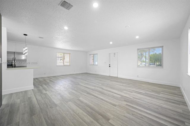 5580 Plunkett Street, Hollywood, FL 33021