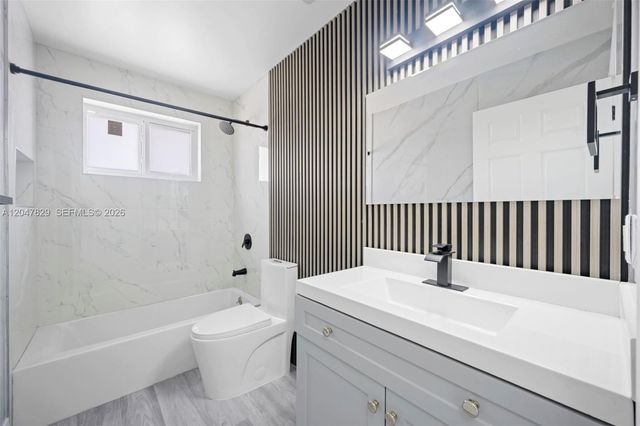 5580 Plunkett Street, Hollywood, FL 33021