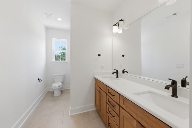 140 Nearwater Place, Hendersonville, TN 37075
