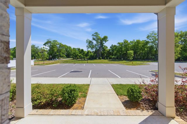 140 Nearwater Place, Hendersonville, TN 37075
