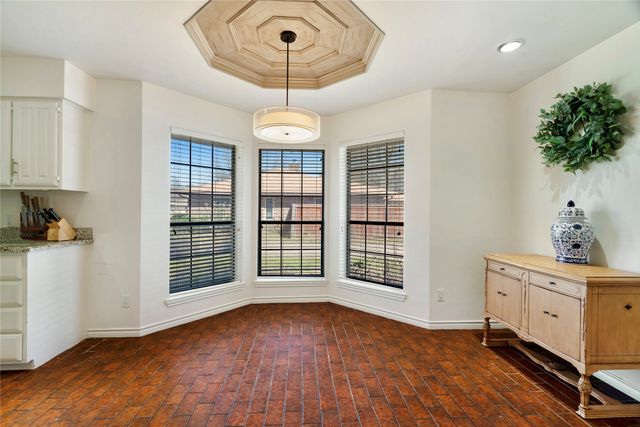 1005 SE 42nd Street SE, Paris, TX 75462