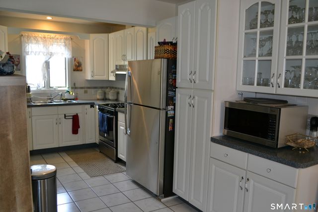 40 Emma Road, Stamford, CT 06905