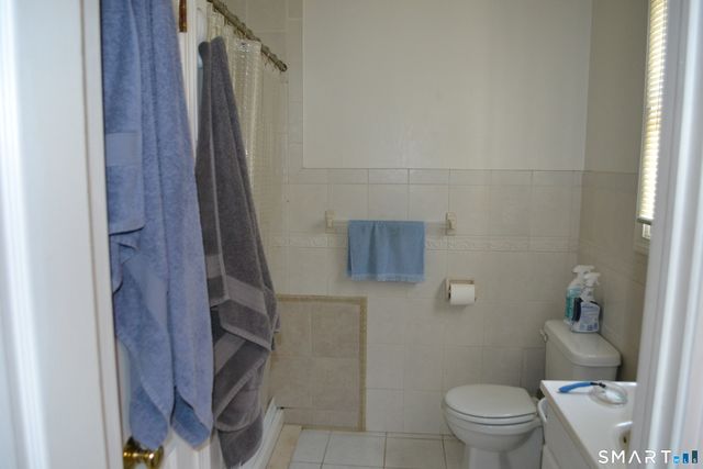 40 Emma Road, Stamford, CT 06905