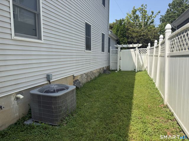 40 Emma Road, Stamford, CT 06905