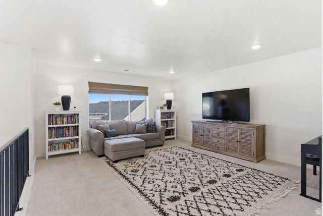 1364 E BEECHWOOD DR, Layton, UT 84040