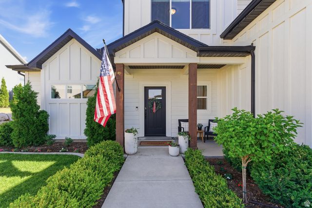 1364 E BEECHWOOD DR, Layton, UT 84040