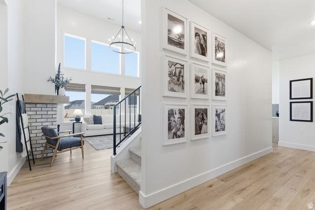 1364 E BEECHWOOD DR, Layton, UT 84040