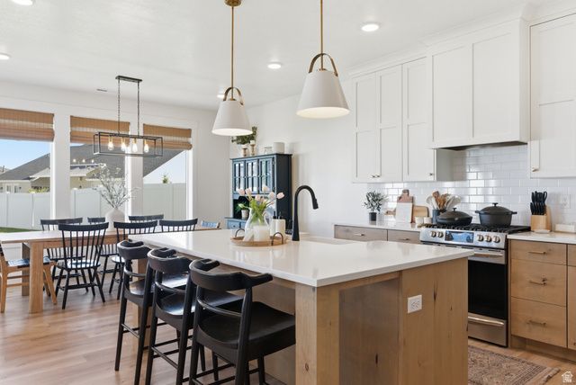 1364 E BEECHWOOD DR, Layton, UT 84040