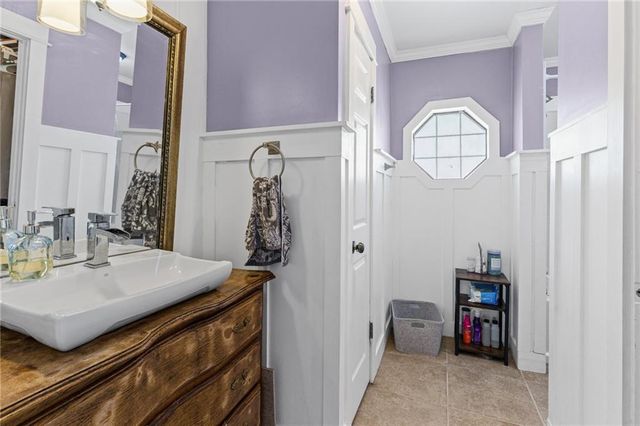 2255 Woodlea Drive E, Mobile, AL 36695