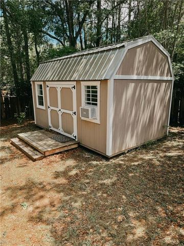 2255 Woodlea Drive E, Mobile, AL 36695