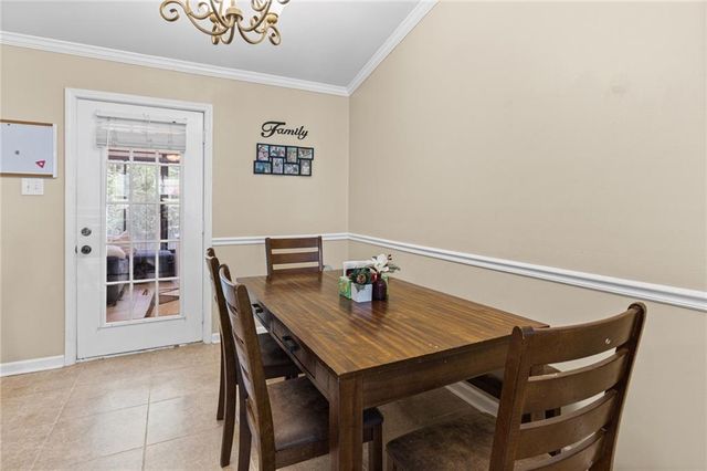 2255 Woodlea Drive E, Mobile, AL 36695