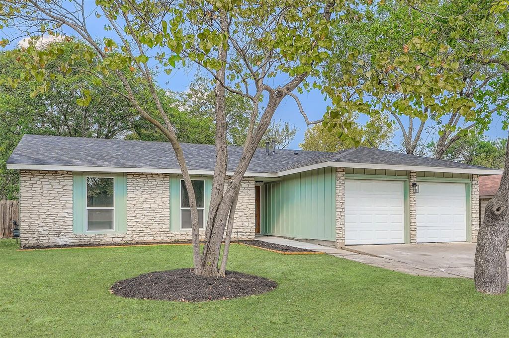 7806 Whitsun DR, Austin, TX 78749