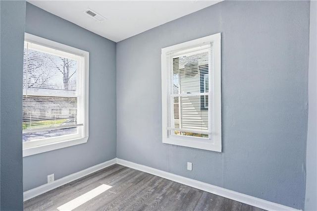 3816 E 37th Street, Kansas City, MO 64128