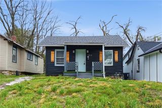 3816 E 37th Street, Kansas City, MO 64128