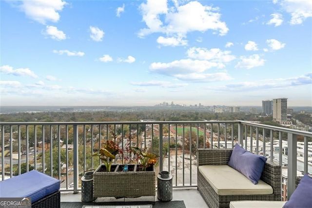 250 Pharr Road 1715, Atlanta, GA 30305