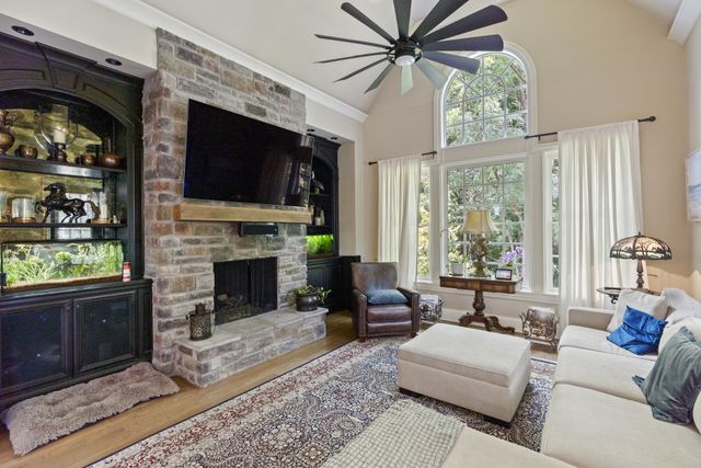 3300 Bridle Path Ct, Thompsons Station, TN 37179