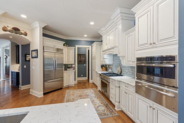 3300 Bridle Path Ct, Thompsons Station, TN 37179