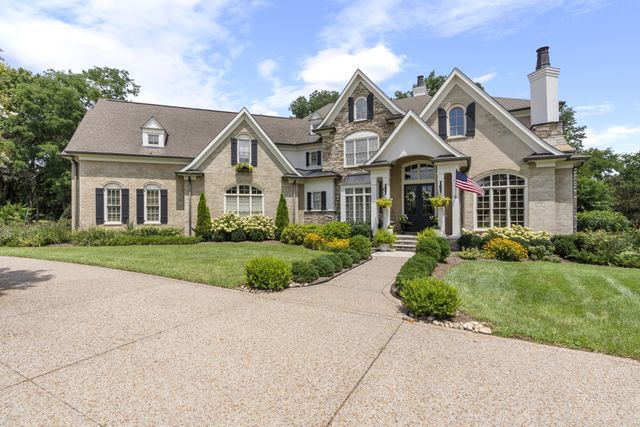 3300 Bridle Path Ct, Thompsons Station, TN 37179