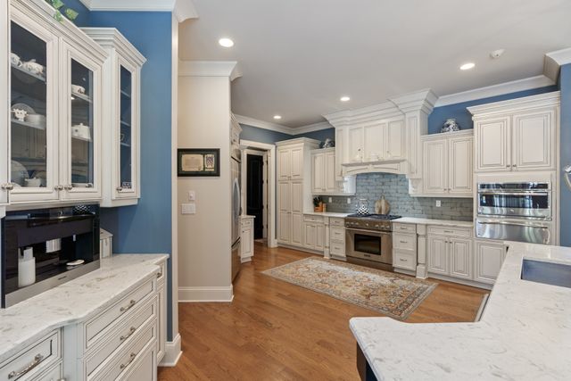3300 Bridle Path Ct, Thompsons Station, TN 37179