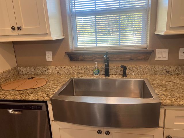 111 Heritage Road, Marshall, TX 75672