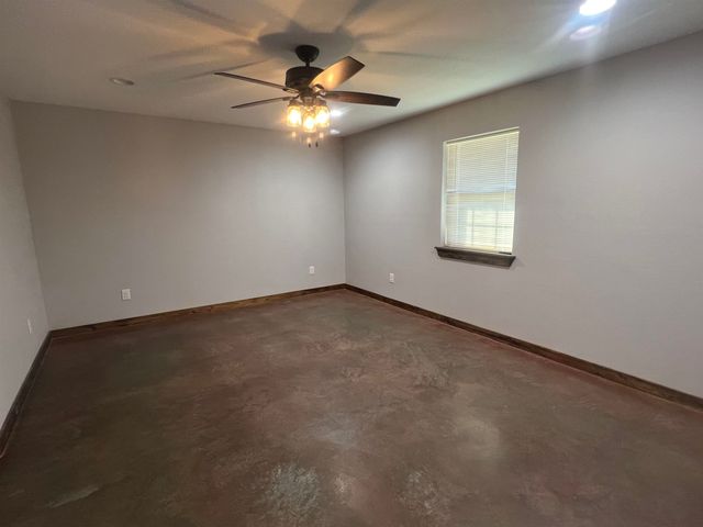 111 Heritage Road, Marshall, TX 75672