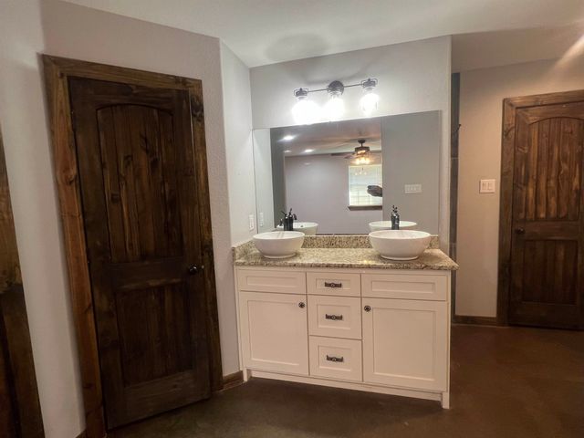 111 Heritage Road, Marshall, TX 75672