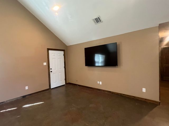 111 Heritage Road, Marshall, TX 75672