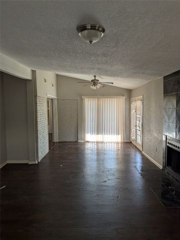 6732 Plantation Road, Forest Hill, TX 76140