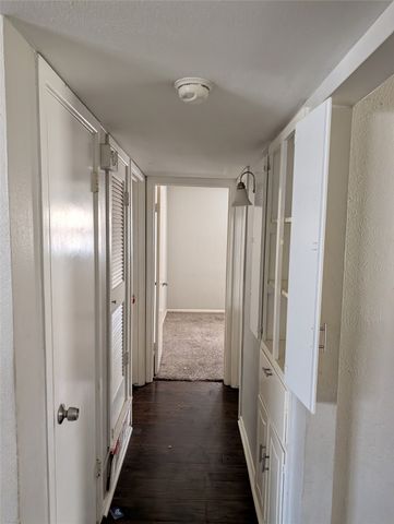 6732 Plantation Road, Forest Hill, TX 76140