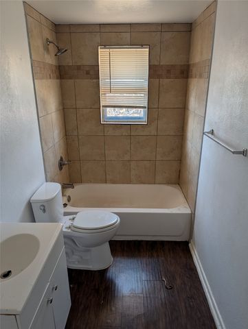 6732 Plantation Road, Forest Hill, TX 76140