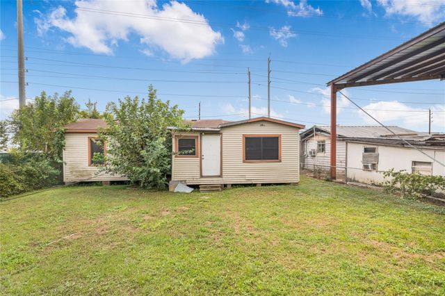 10750 Tanner Road, Houston, TX 77041
