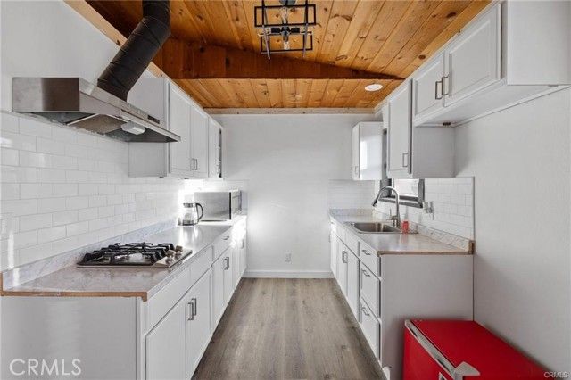 46417 Kings Canyon Road, Lancaster, CA 93536