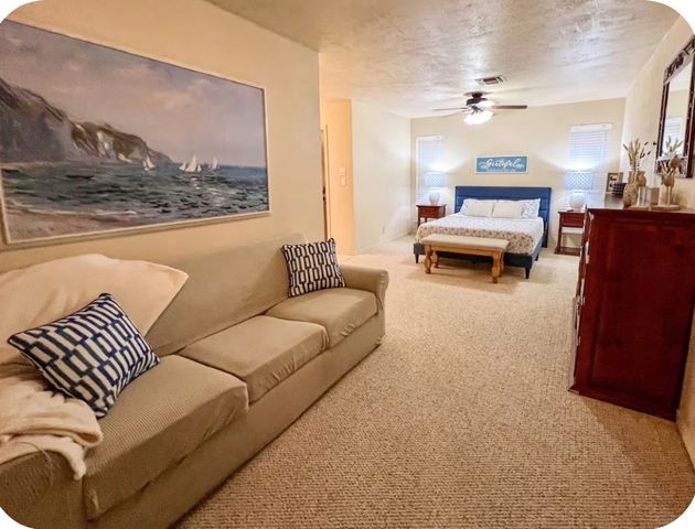 422 granada calle Court, Granbury, TX 76049