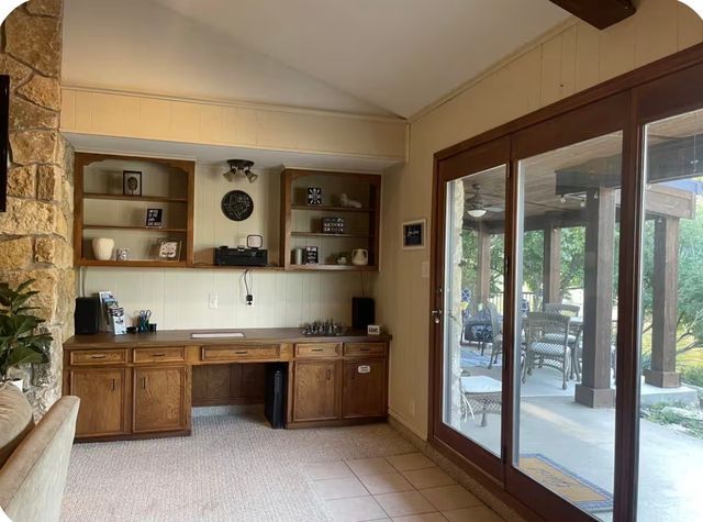 422 granada calle Court, Granbury, TX 76049