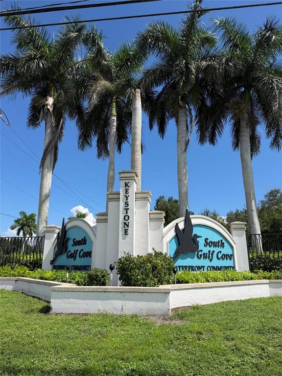 15209 LAKELAND CIRCLE, Port Charlotte, FL 33981